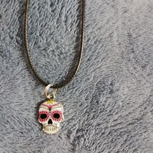 Skull necklace